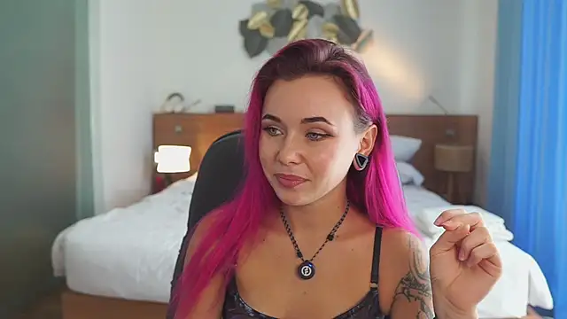 Sarah Pink online show from 02-08-26, 06:39