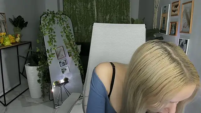 MaoqiBeverly online show from 04-21-26, 05:58