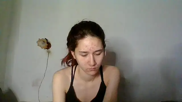 NickiKisinger online show from 04-19-26, 05:07