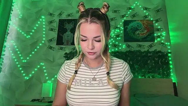 Karina vibe online show from 04-05-26, 11:07