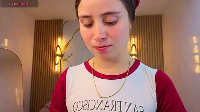 Ariana18 b online show from 02-28-26, 12:50