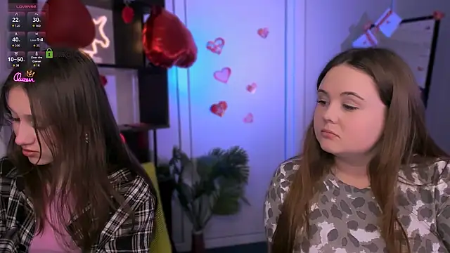 arianaa cat online show from 02-24-26, 11:47