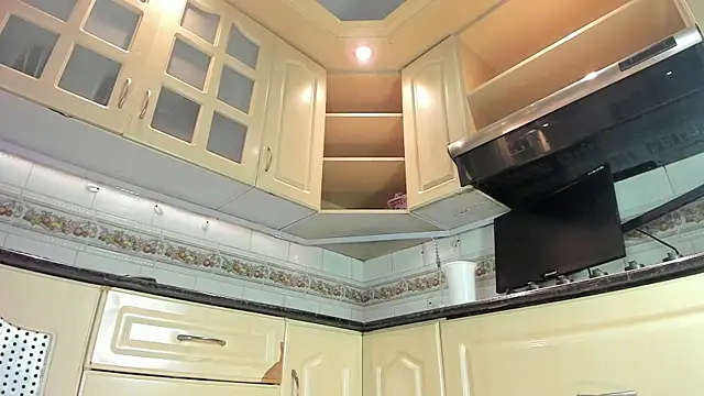 KiaraEverly online show from 04-25-26, 01:41