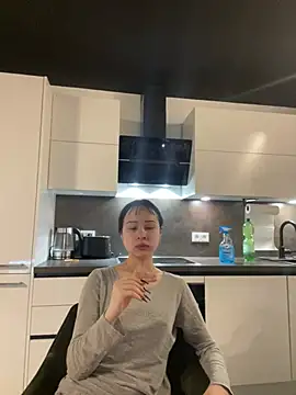 Just-Lilly online show from 04-10-26, 01:49