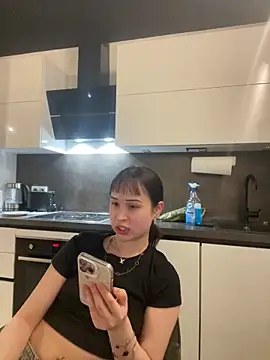 Just-Lilly online show from 04-24-26, 01:41