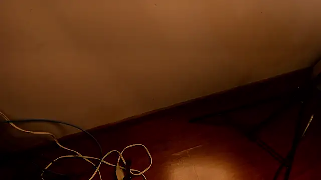 Snapshot of Lucia_velez chatting on 02-22-26, 02:24 Lucia velez online show from 02-22-26, 02:24