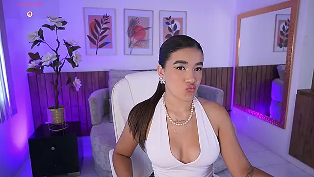 IvyGrabes online show from 04-21-26, 07:06