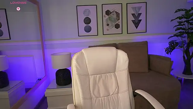 IvyGrabes online show from 07-28-26, 02:13