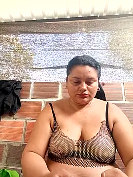 Snapshot of Lena_Cum69 chatting on 02-15-26, 01:09 Lena Cum69 online show from 02-15-26, 01:09