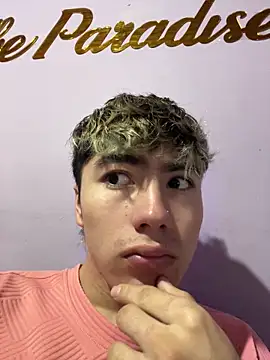 AlexanderCollman2 online show from 04-18-26, 01:31