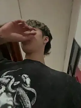 AlexanderCollman2 online show from 04-21-26, 02:37