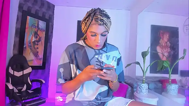 Ciara HotTs online show from 05-13-26, 12:24