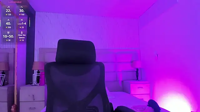 CarolineFyre online show from 04-24-26, 12:51