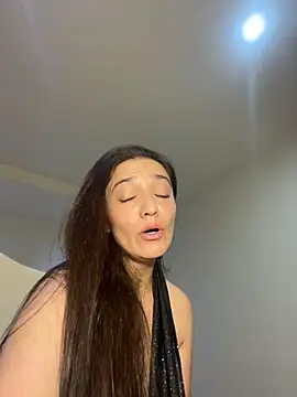 Emmablue10 online show from 02-07-26, 01:20