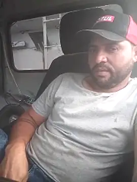 pau-de-ourod online show from 04-10-26, 11:48