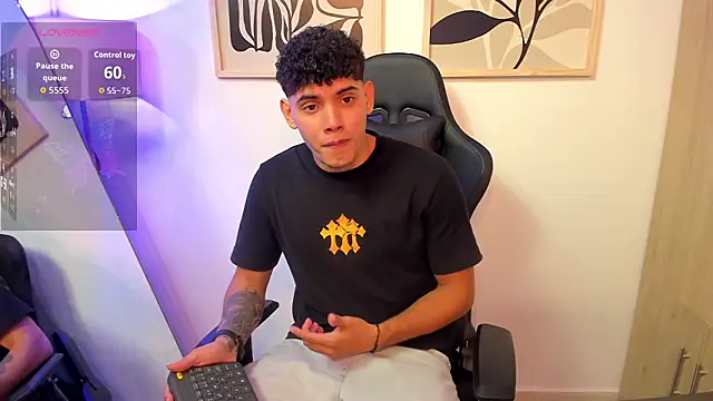 justin payn14 online show from 03-18-26, 02:53