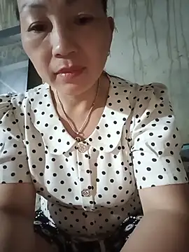 Snapshot of baby_112233 chatting on 05-30-26, 10:40 baby 112233 online show from 05-30-26, 10:40
