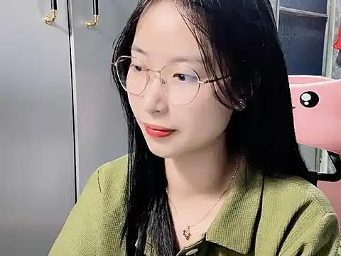 Linne6789 online show from 02-28-26, 03:29