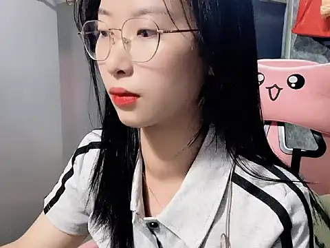 Linne6789 online show from 03-03-26, 01:56