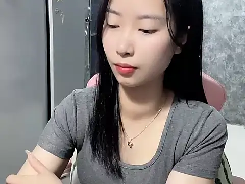 Linne6789 online show from 03-08-26, 02:04