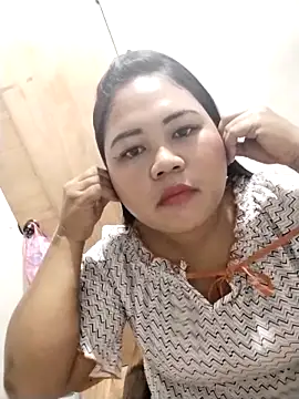 biggbooty15 online show from 02-18-26, 11:01