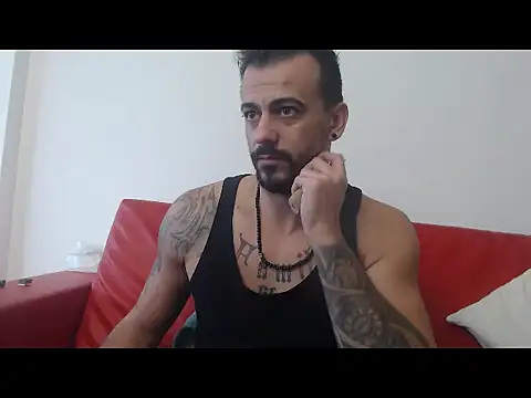 Snapshot of RyanxCole chatting on 02-02-26, 12:59 RyanxCole online show from 02-02-26, 12:59