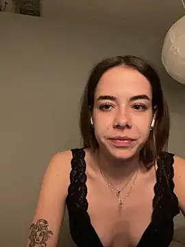 Snapshot of JulietSugar chatting on 04-06-26, 05:58 JulietSugar online show from 04-06-26, 05:58