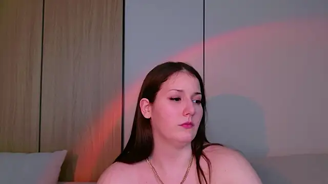 Anora Mills online show from 04-24-26, 05:21