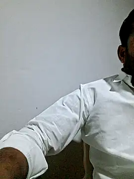 hot---boy1 online show from 02-14-26, 05:04