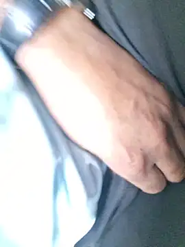 hot---boy1 online show from 02-25-26, 04:33