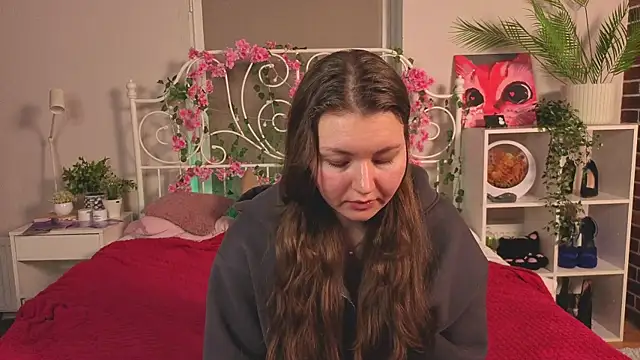 Snapshot of TobiMillinor chatting on 03-03-26, 08:04 TobiMillinor online show from 03-03-26, 08:04