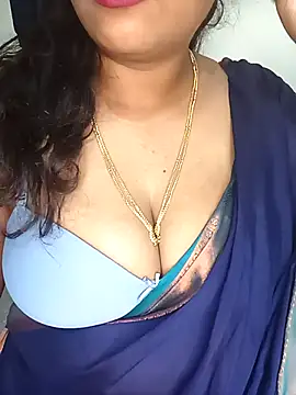 Chinnima143 online show from 02-02-26, 03:49