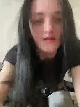 LeonieClaire online show from 03-09-26, 03:05