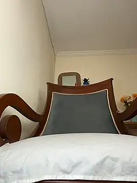 LilaRvsh online show from 03-26-26, 05:18