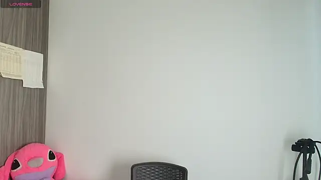 alys love online show from 04-01-26, 04:04