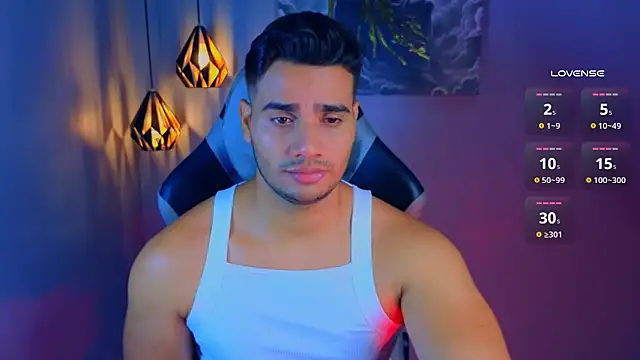 AndresRodriguez1 online show from 04-09-26, 10:20