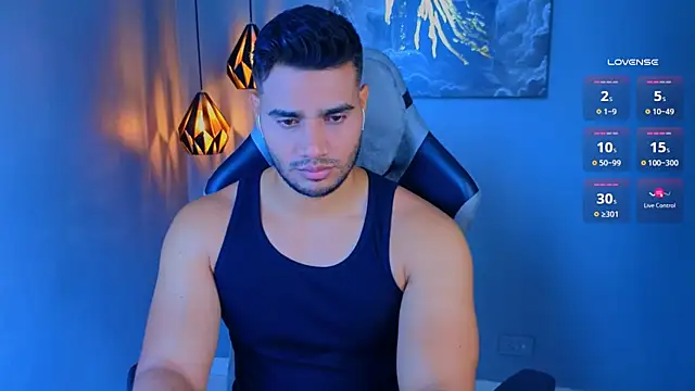 AndresRodriguez1 online show from 04-25-26, 01:41