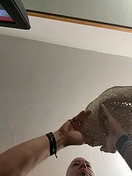 Snapshot of TyMeB chatting on 03-07-26, 09:23 TyMeB online show from 03-07-26, 09:23