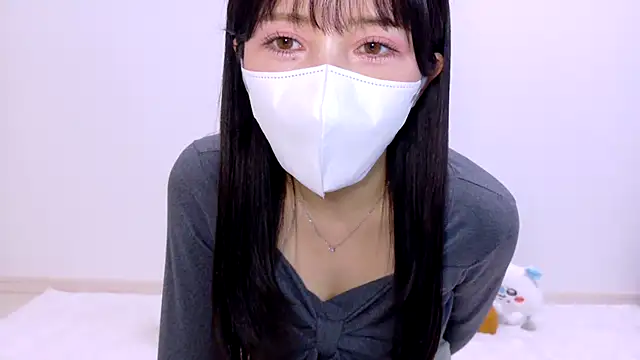 Snapshot of The_Ami_jp chatting on 03-07-26, 02:19 The Ami jp online show from 03-07-26, 02:19