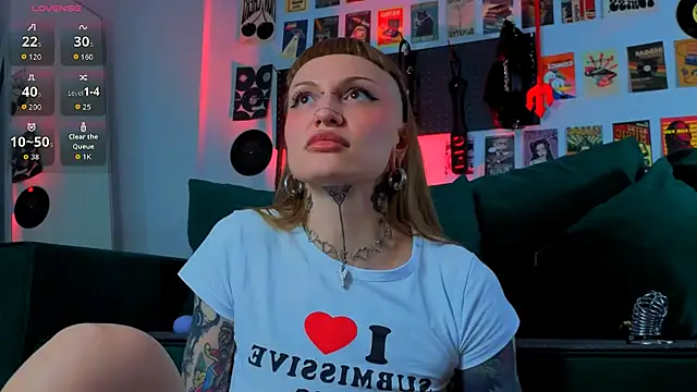 SugarSoot online show from 04-25-26, 01:41