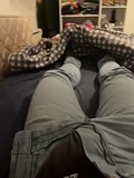 Snapshot of Enzo_2763 chatting on 02-04-26, 09:53 Enzo 2763 online show from 02-04-26, 09:53