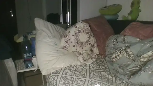 vitalik66679 online show from 04-18-26, 06:34