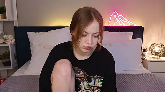 AliceYummy online show from 04-26-26, 05:21