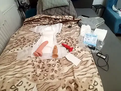 Honzicek144 online show from 04-21-26, 07:50