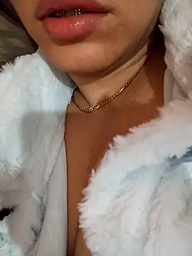 kamilia sexyy online show from 04-12-26, 12:10