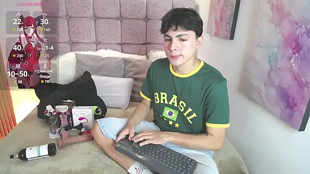 Samu Hott online show from 06-15-26, 08:00