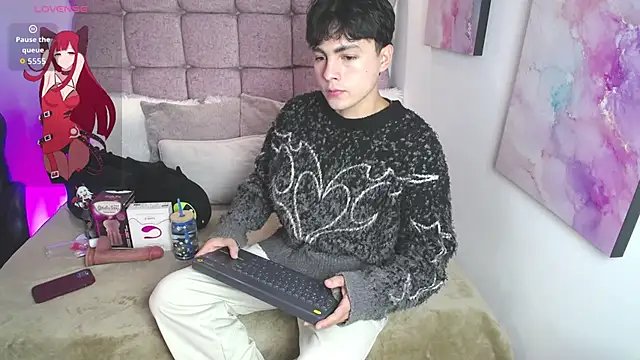 Samu Hott online show from 06-18-26, 08:13