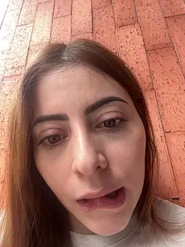 Snapshot of lilasun17 chatting on 06-25-26, 05:06 lilasun17 online show from 06-25-26, 05:06