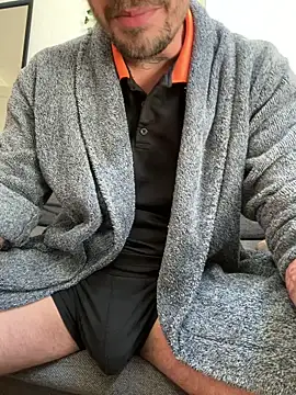 Piratee666 online show from 04-24-26, 06:49