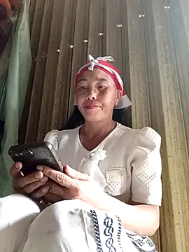 Snapshot of lena-cute chatting on 04-30-26, 06:20 lena-cute online show from 04-30-26, 06:20